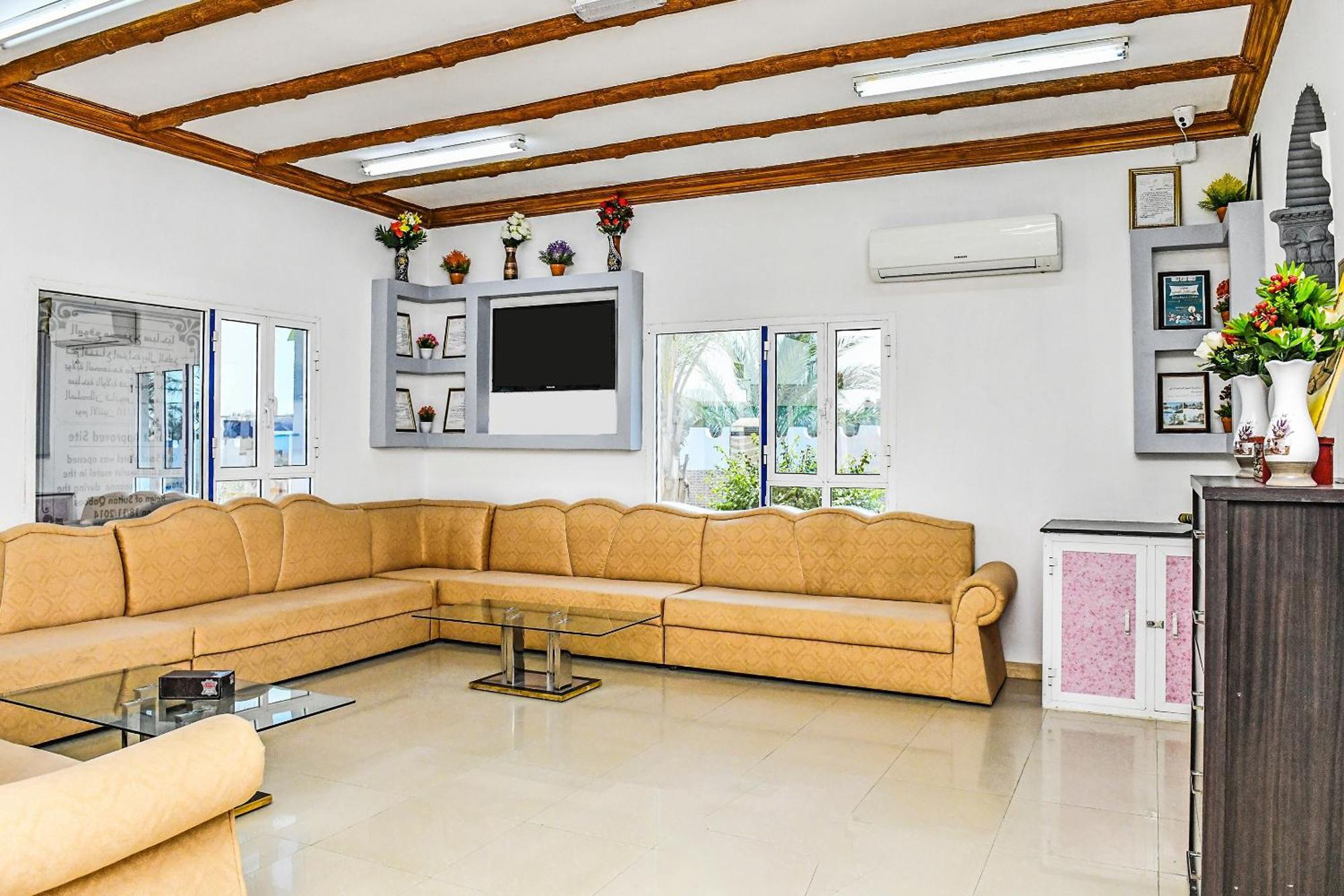 Oyo 138 Gulf Sand Motel Barka Exterior foto